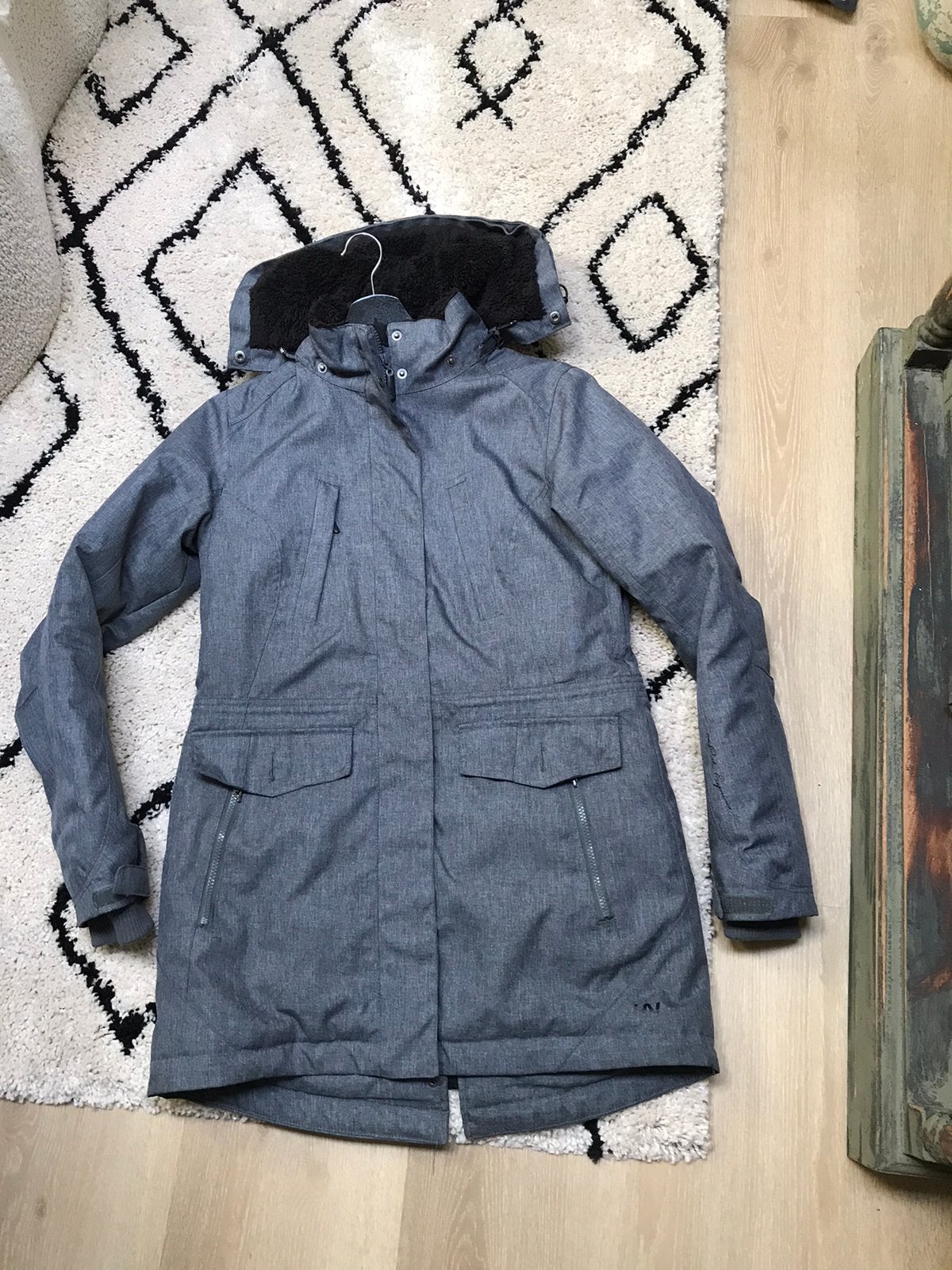 Mooie zgan HUMAN NATURE OUTDOOR waterafstotend winterjas3/4, Kleding | Dames, Jassen | Winter, Ophalen of Verzenden, Zo goed als nieuw