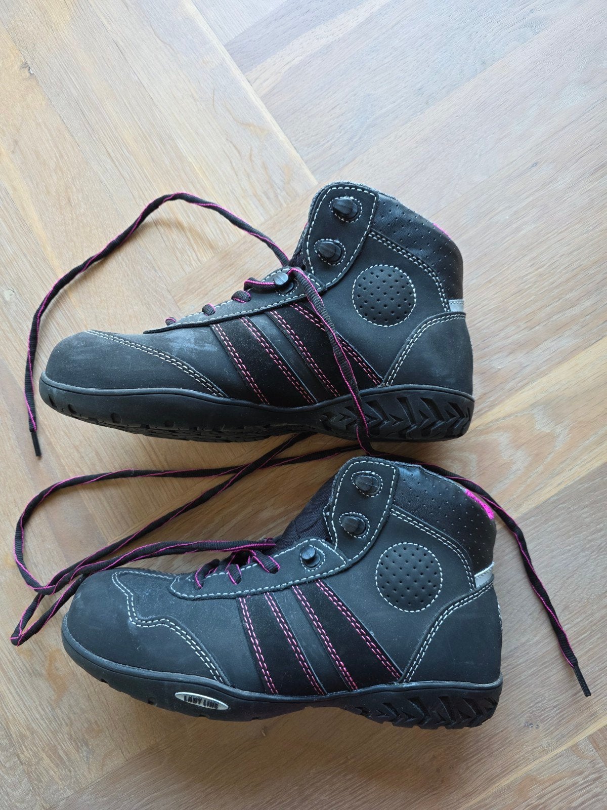 Werkschoenen / koksschoenen Stalen neus (dames), Ophalen, Zo goed als nieuw