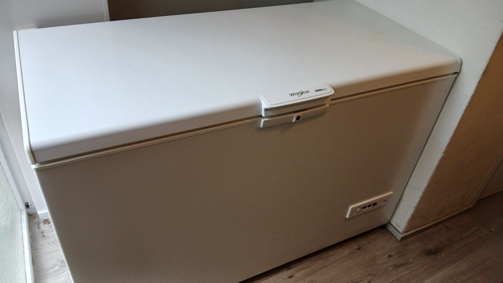 Vrieskist Whirlpool space max, Vrieskist, Zo goed als nieuw, Energieklasse A of zuiniger, 90 cm of meer