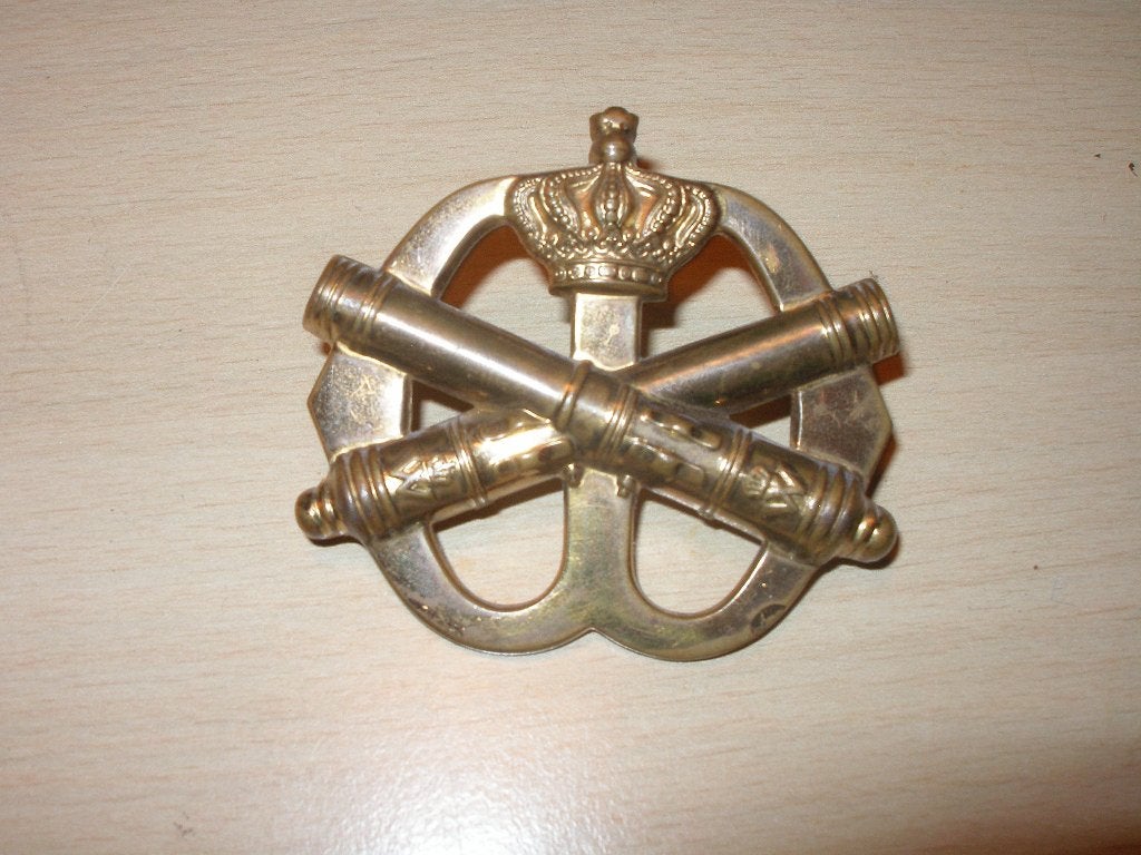 Baretembleem Veldartillerie, Ophalen of Verzenden, Landmacht, Nederland, Embleem of Badge