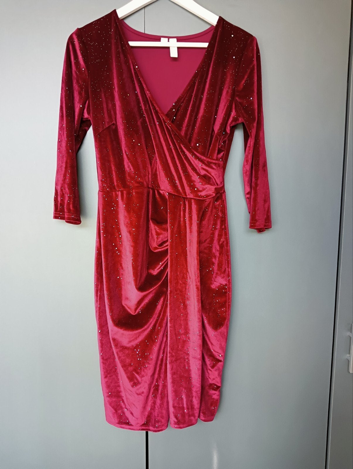 Feestelijk jurkje mt 36/38 , velours stof wijnrood/zilver, Kleding | Dames, Overige typen, Ophalen of Verzenden, Zo goed als nieuw