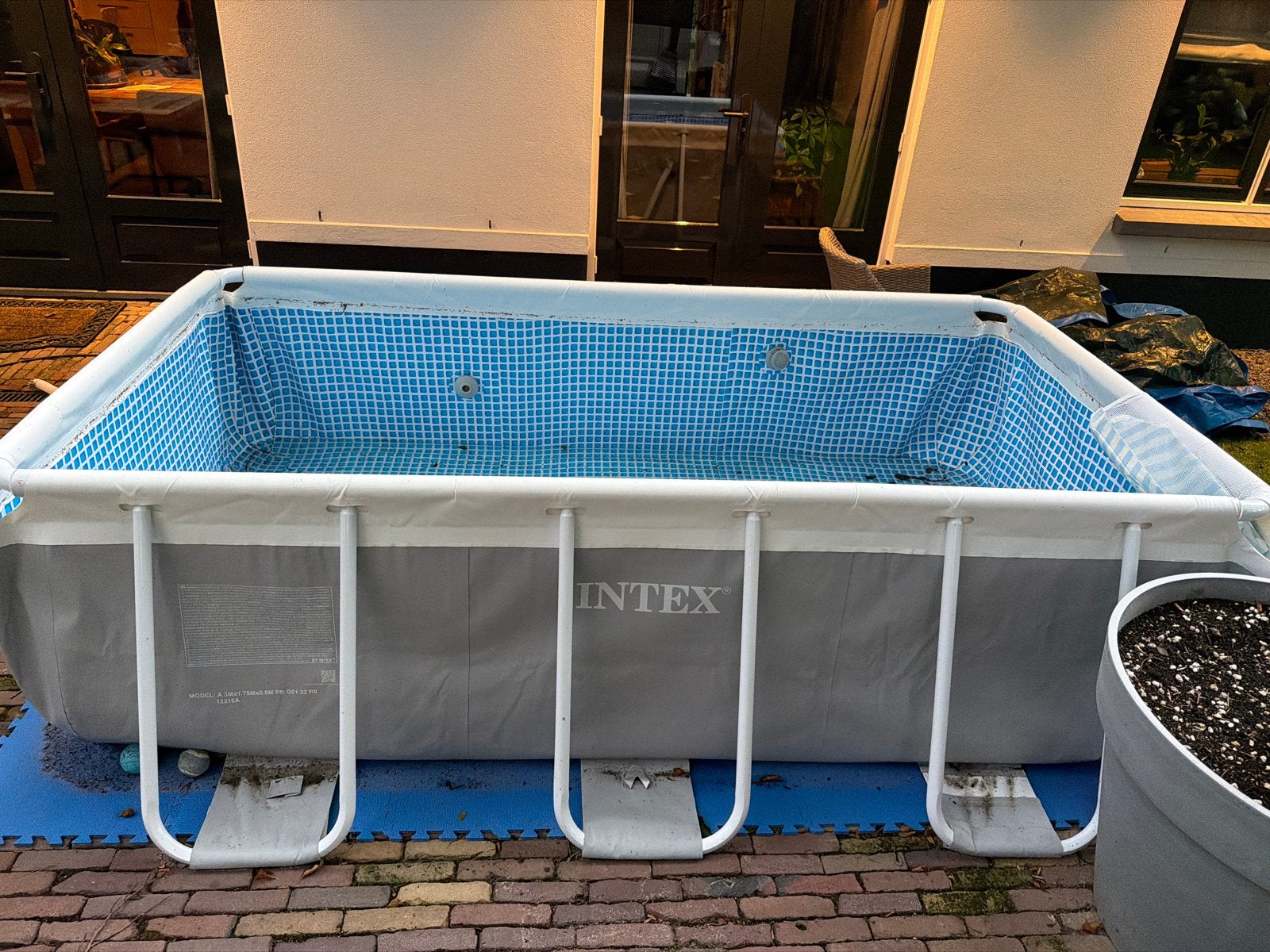Intex Zwembad - Slechts 1 zomer gebruikt, Tuin en Terras, Zwembaden, Ophalen, 80 tot 120 cm, Opzetzwembad, 200 tot 400 cm
