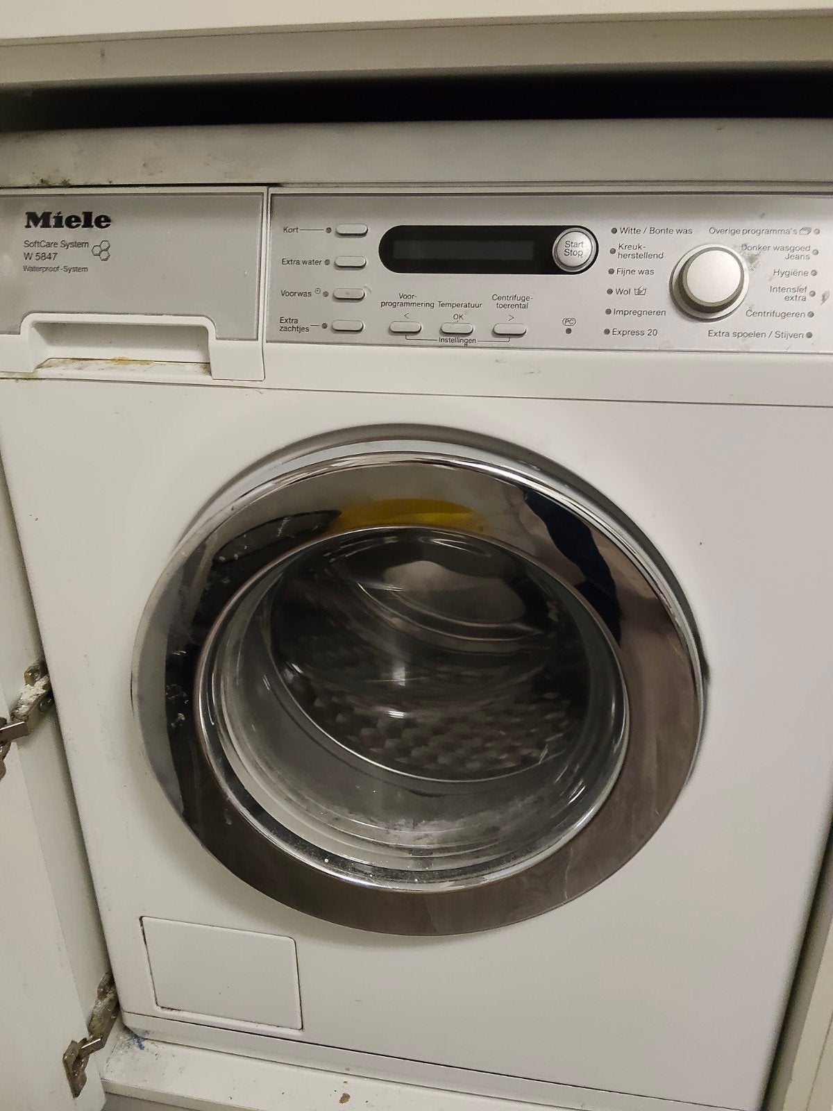 Miele W 5847 SoftCare System Voorlader Wasmachine