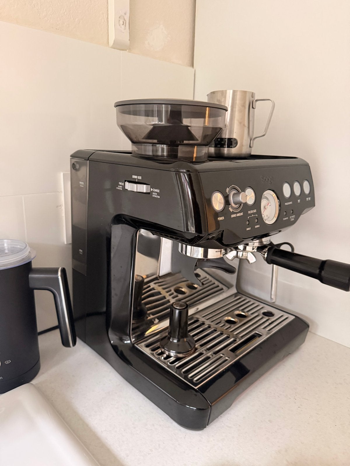Foto 3 van Sage Barista Express Espressomachine - Zwart