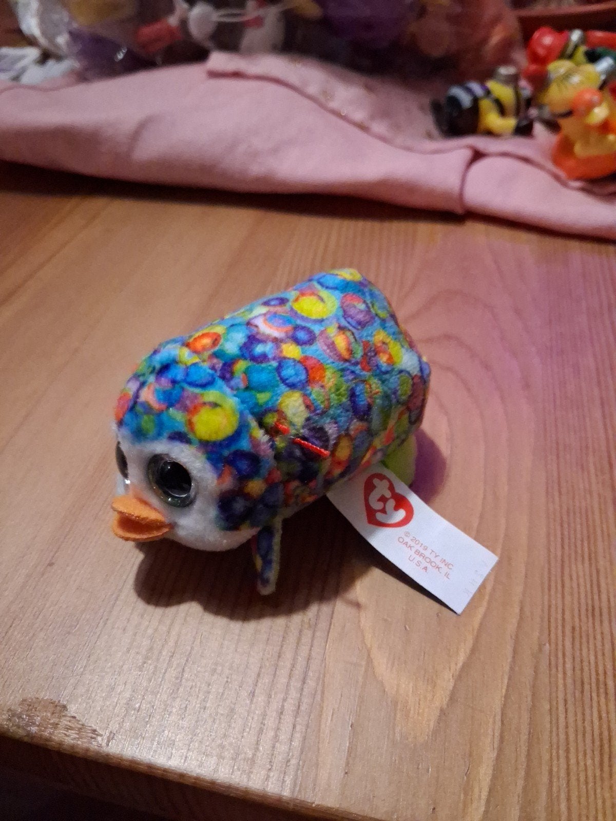 Ty Beanie Boo Pinguïn Knuffel - Kleurrijk  Zo Goed als Nieu, Pinguïn, Overige karakters, Ophalen of Verzenden, Meerkleurig