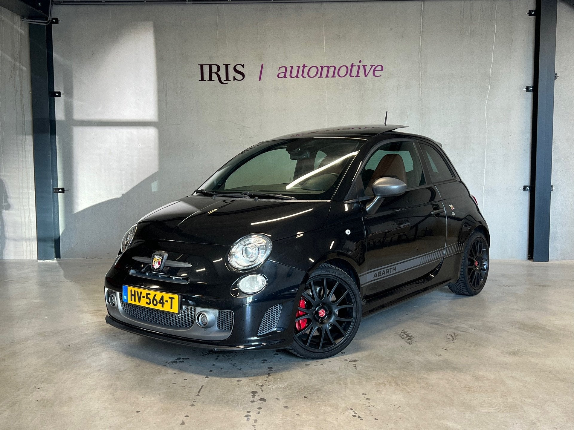 Abarth 500 1.4 T-Jet - 595 - Pano - Sabelt Kuipstoelen - Org, Voorwielaandrijving, Parkeersensor, Euro 6, 4 stoelen