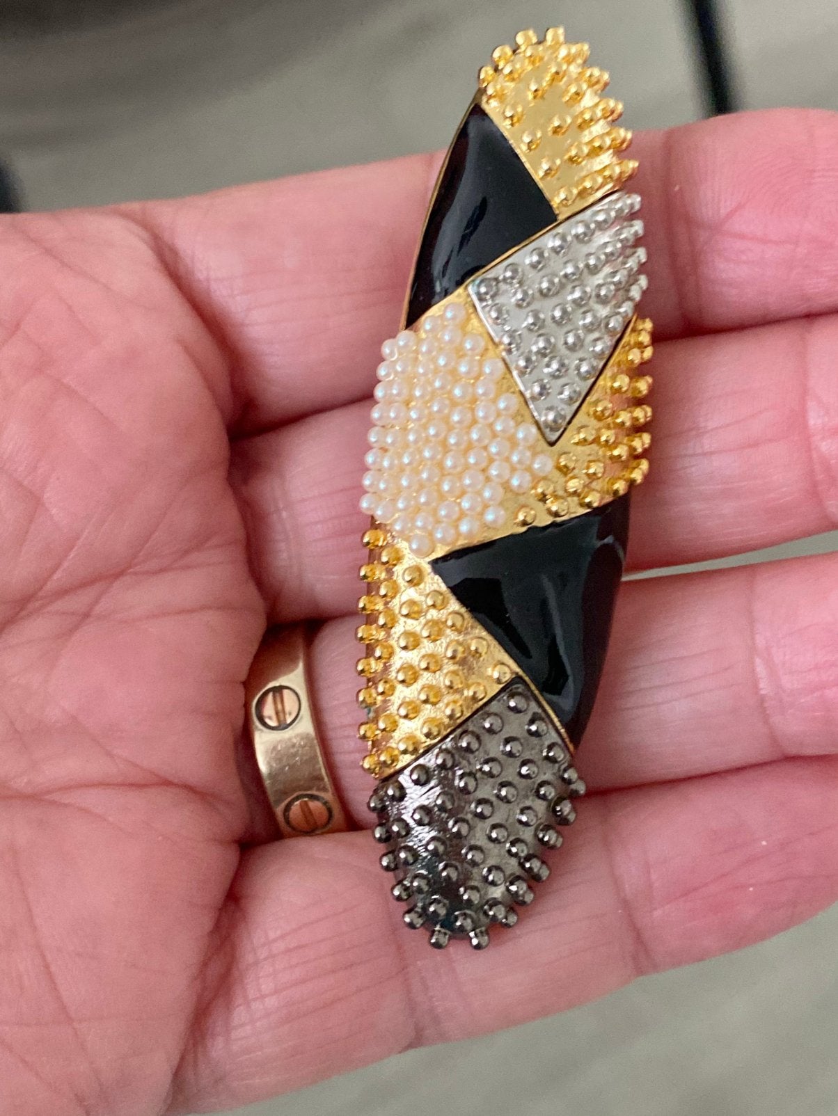 Vintage 1980 designers broche Emanuel Ungaro uit Parijs, Ophalen of Verzenden, Zo goed als nieuw, Overige kleuren