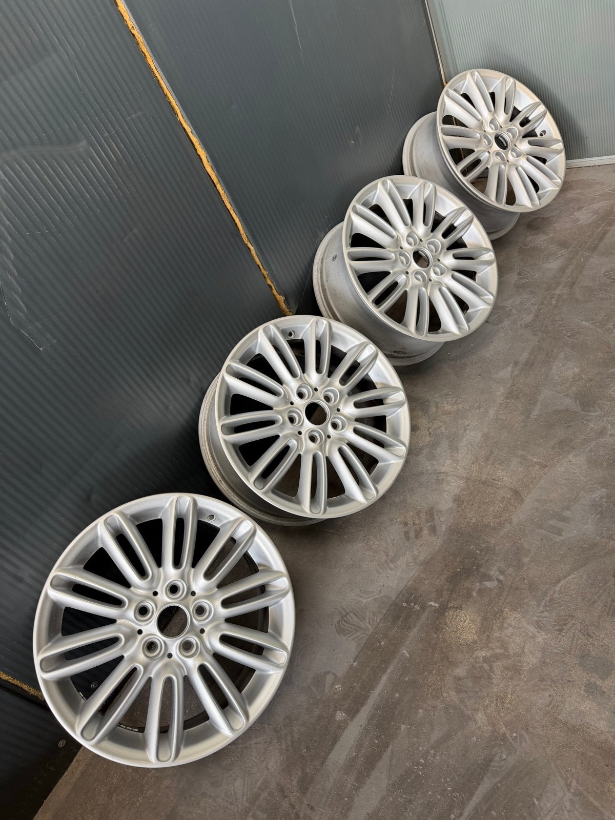 Originele MINI 17” Lichtmetalen Velgen | Gebruikt, Ophalen, 17 inch, 205 mm, 80788 München