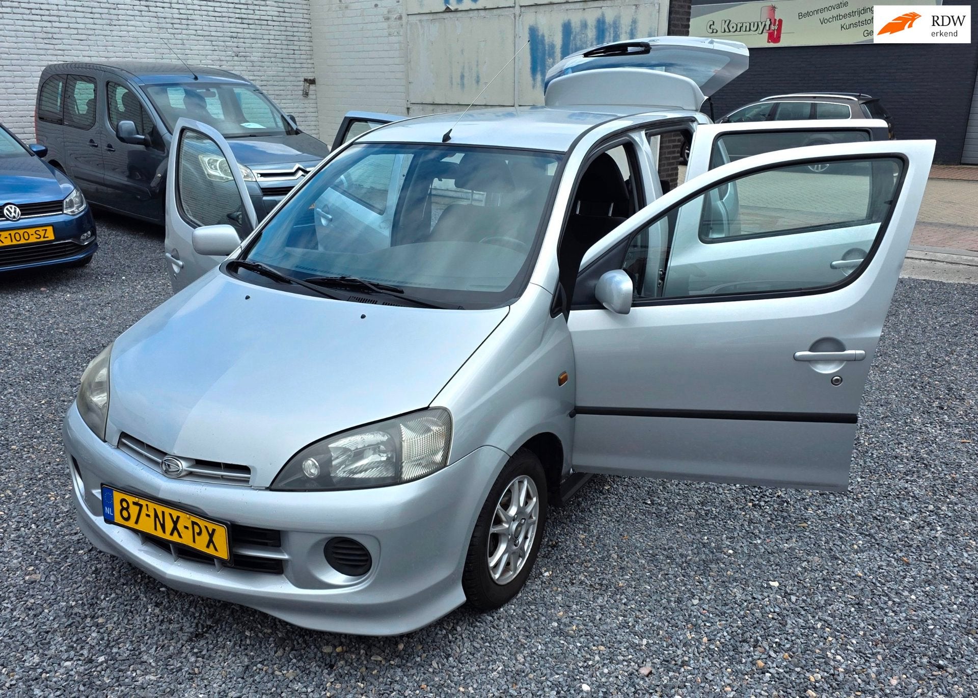 Daihatsu Young RV 1.3-16V 5 leuke zuinig auto airco, Metallic lak, Gebruikt, 4 cilinders, Origineel Nederlands