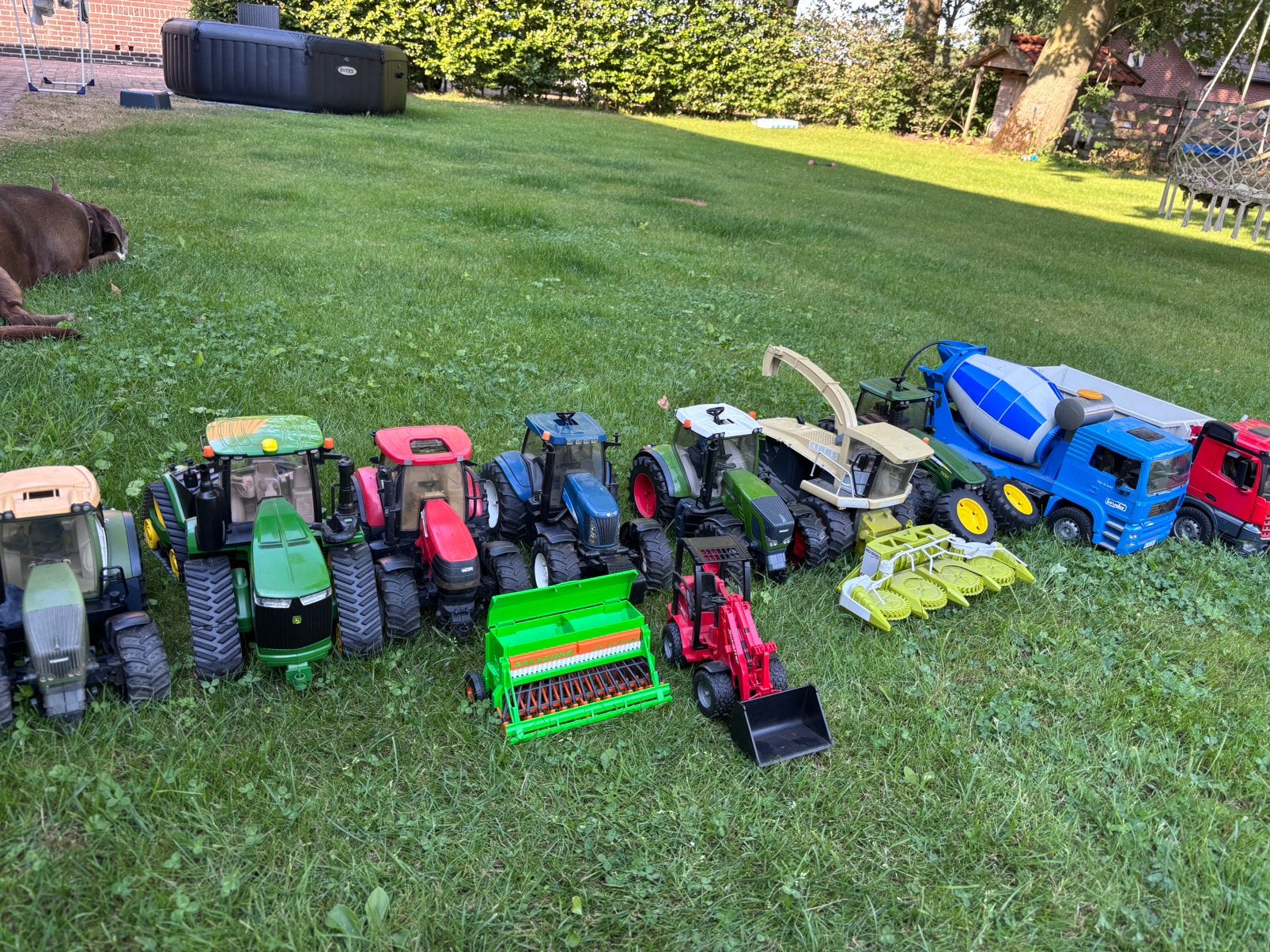 Bruder set ook los verkoop, Ophalen, Zo goed als nieuw