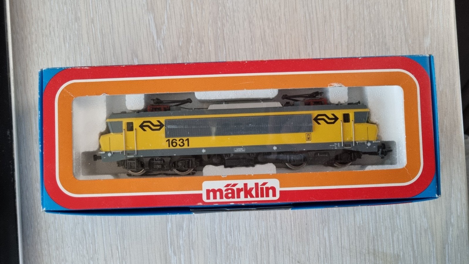Märklin 3326 elektrische locomotief 1631 NS, Hobby en Vrije tijd, Modeltreinen | H0, Overige merken, Verzenden, NS, Gelijkstroom