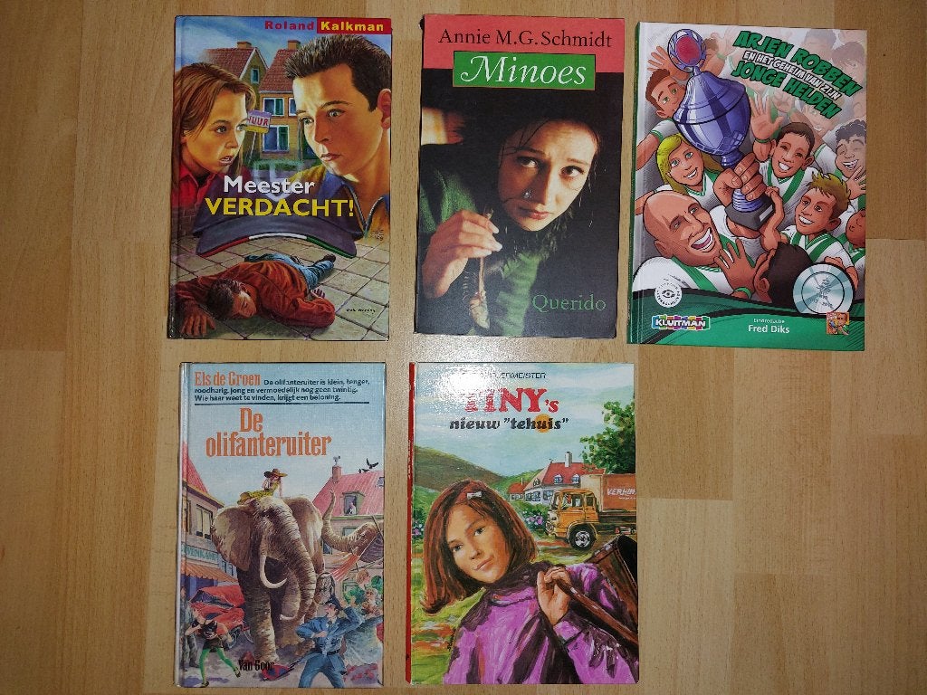 5 Kinderboeken vanaf 10 jr., Ophalen of Verzenden, Zo goed als nieuw, Fictie