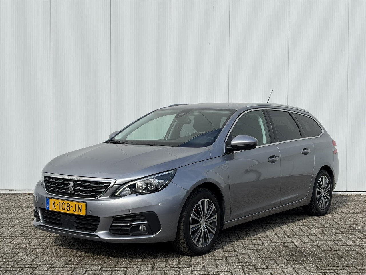Peugeot 308 SW 1.2 PureTech Blue Lease Allure Automaat I Nav, Gebruikt, 1295 kg, 1199 cc, Origineel Nederlands
