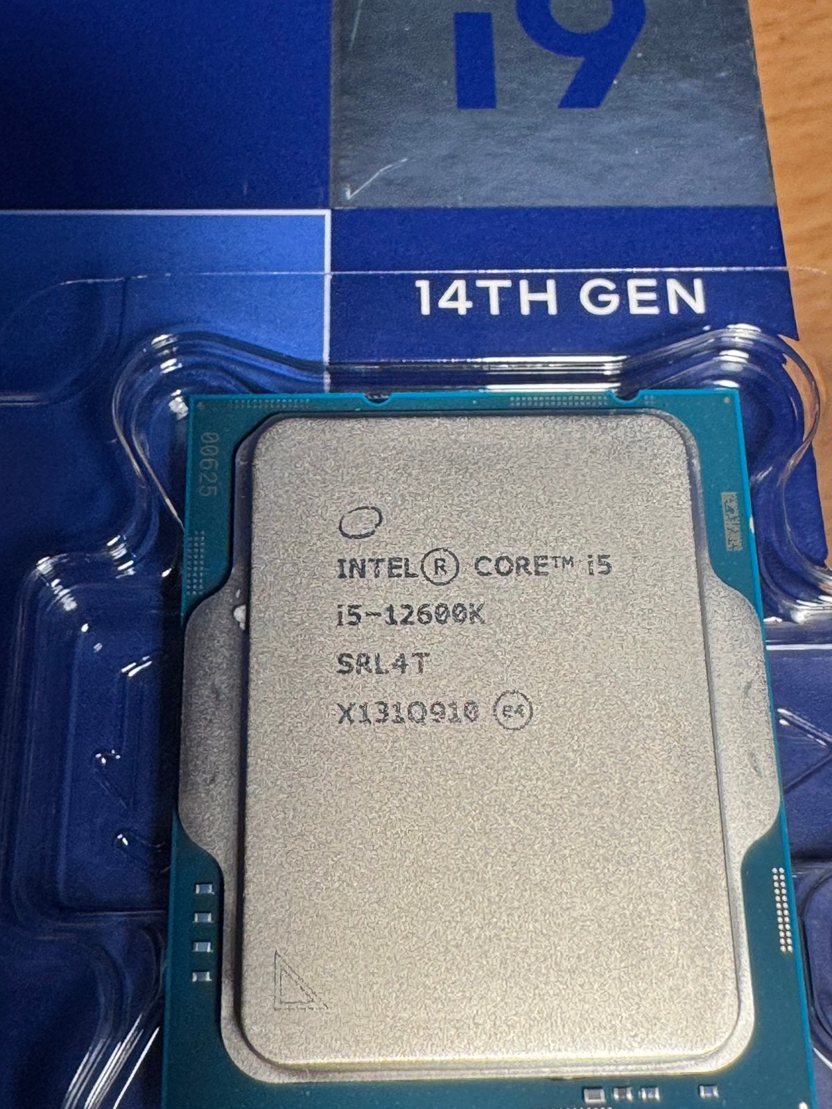 Intel Core i5 12600K Processor - Krachtige CPU, Computers en Software, Processors, Ophalen, Zo goed als nieuw, 10-core, 3 tot 4 Ghz