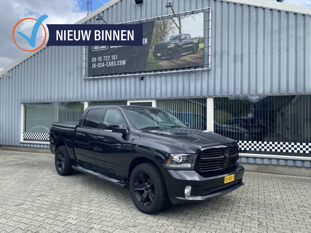 Dodge Ram 1500 Black Edition Lage Bijtelling N.A.P., Auto's, Automaat, Gebruikt, 5654 cc, 402 pk