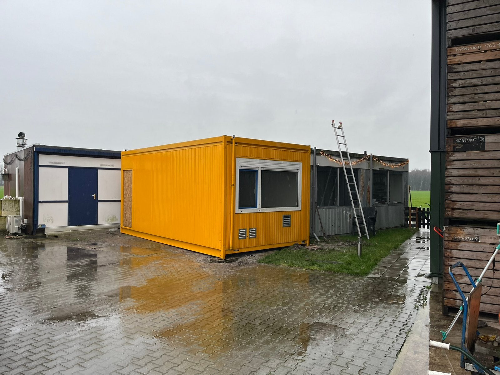 Woonunit te koop, 144 m2, gasloos, met zonnepanelen, Ophalen