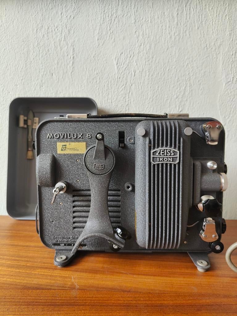Movilux 8 van Zeiss Ikon, Verzamelen, Ophalen of Verzenden