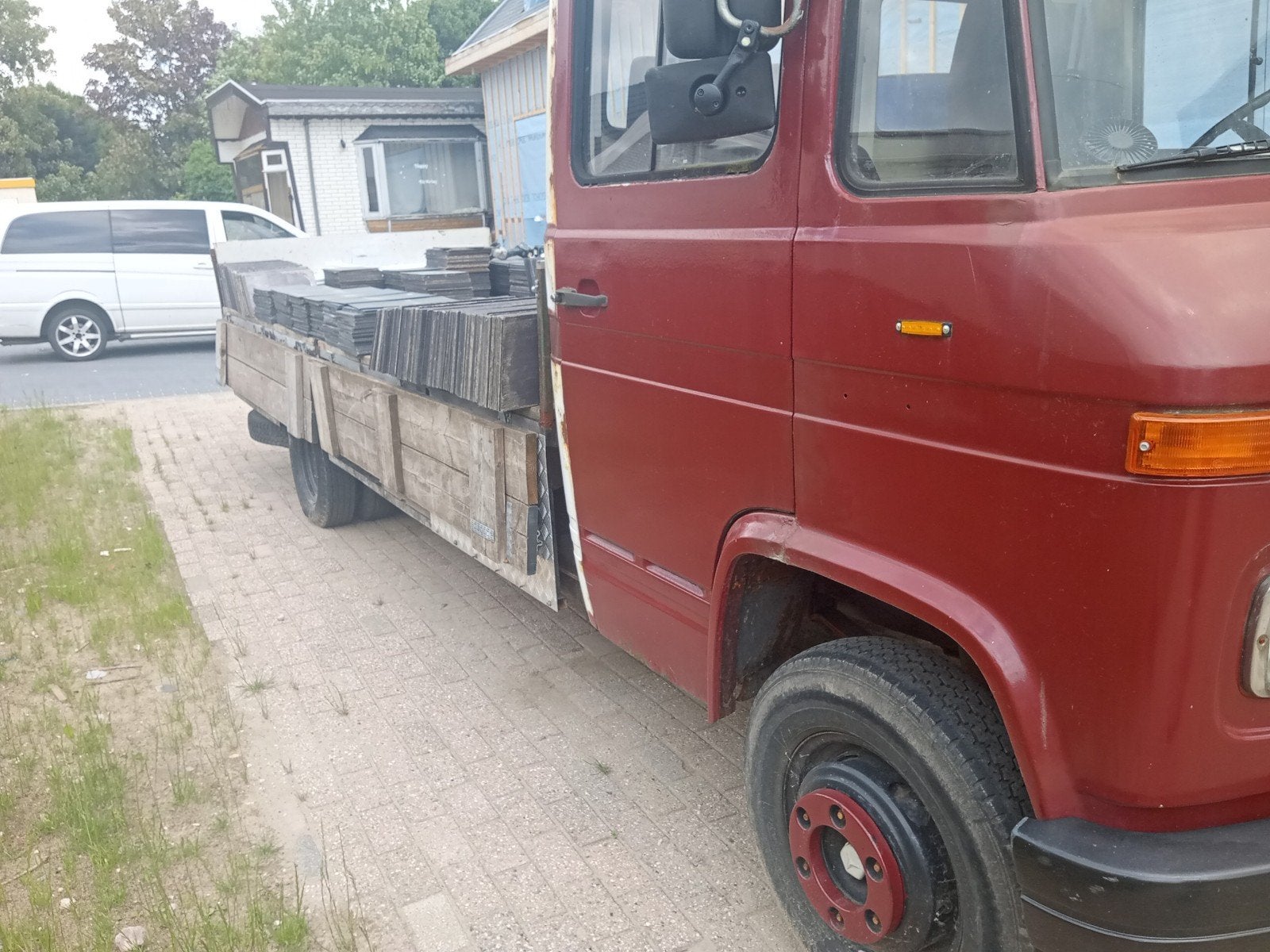 Mercedes 608d 608