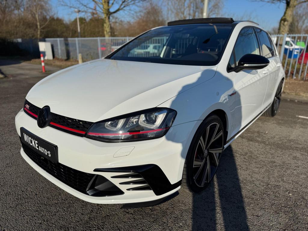 Volkswagen Golf 2.0 TSI GTI Clubsport DSG PANO RECARO KUIPST, Bi-Xenon koplampen, Gebruikt, 4 cilinders, Wit