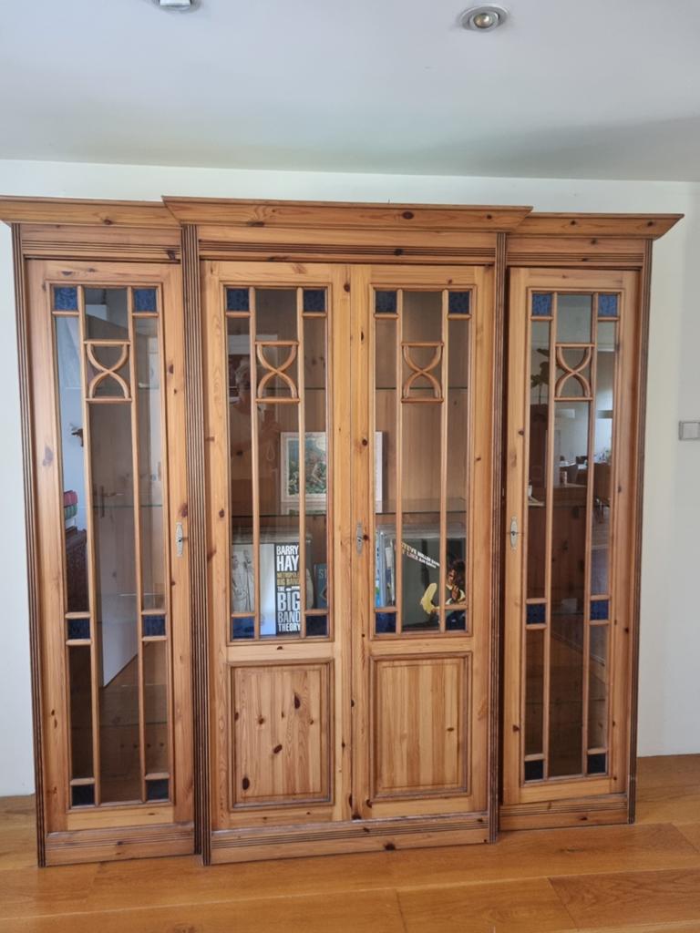 Houten kast met kuif, 2.20m breed, 2.12m hoog, Ophalen, Klassiek, 200 cm of meer, 25 tot 50 cm