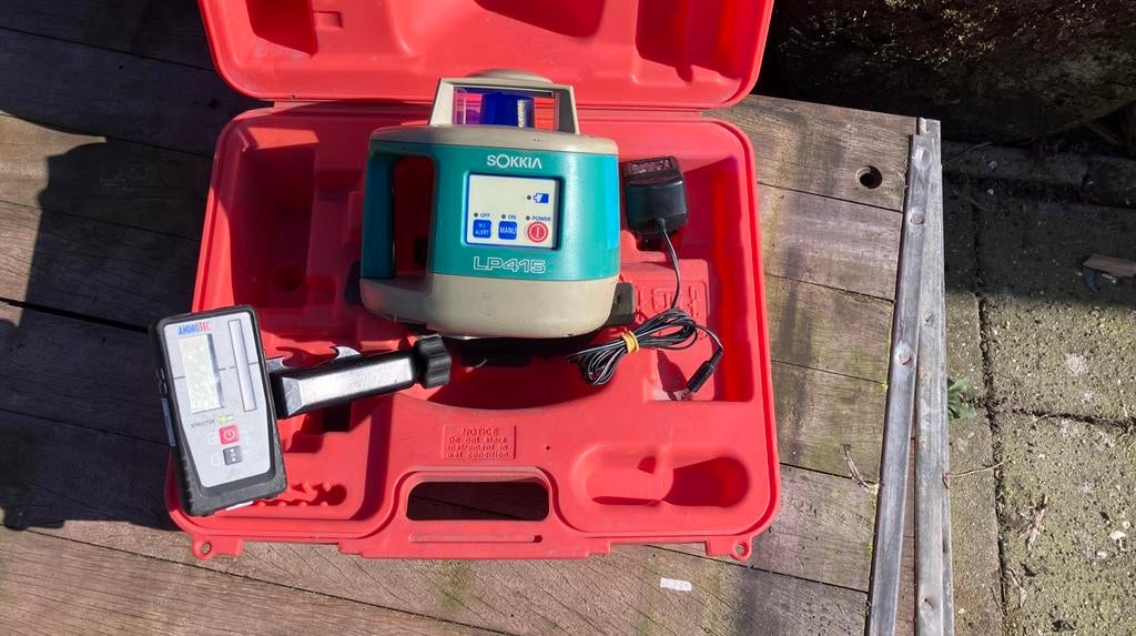 Sokkia LP415 Bouwlaser met ontvanger en oplader, Ophalen, Gebruikt, Overige meters