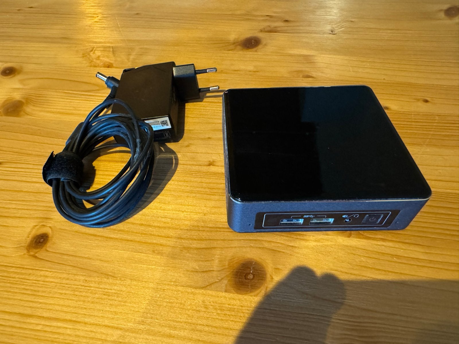 Intel NUC i5 8GB RAM 128GB NVMe Windows 11 Mini PC, Ophalen of Verzenden, Gebruikt, 8 GB, SSD