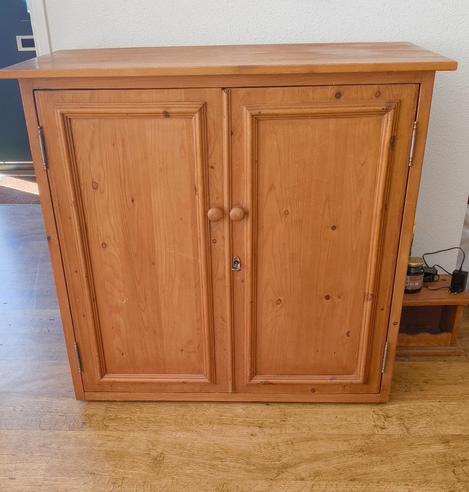 Oud massief grenen kastje, Ophalen, Gebruikt, Grenenhout, 40 tot 80 cm