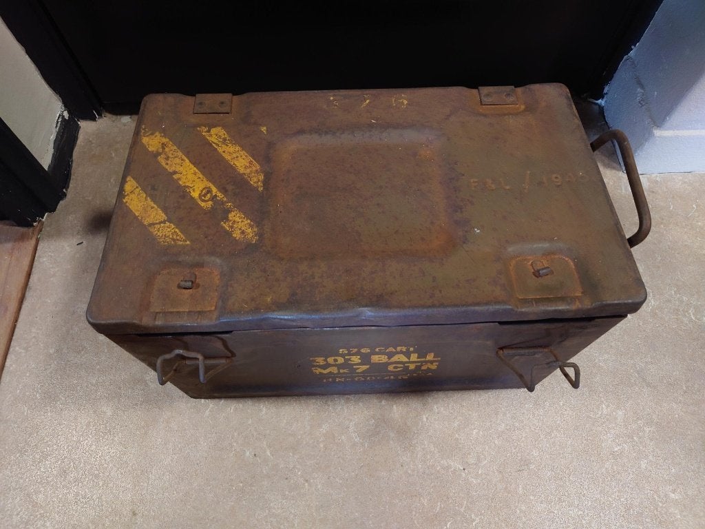 British WW2 303 Ammo Box, Ophalen of Verzenden, Landmacht, Engeland, Embleem of Badge