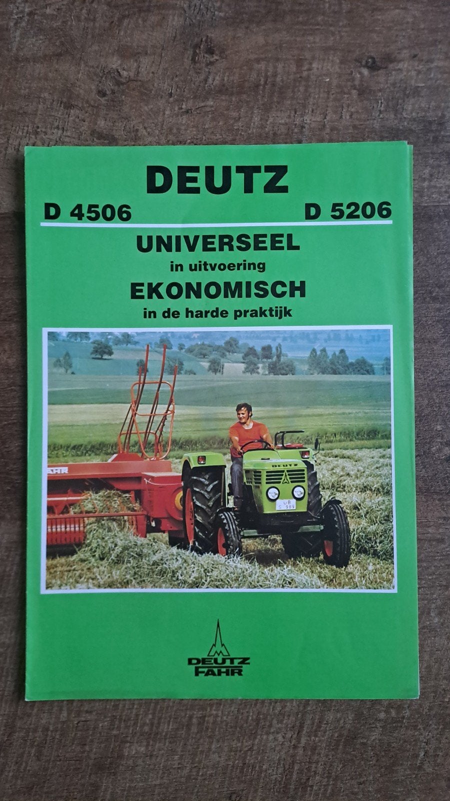 Folder DEUTZ D 4506 - D 5206 tractor, trekker, Ophalen of Verzenden, Zo goed als nieuw, Folder