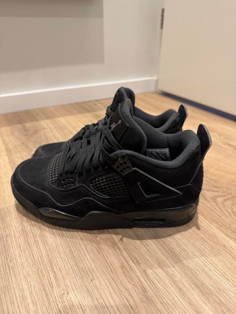 Nike Air Jordan 4 Retro Black Cat - Maat 42.5, Kleding | Heren, Schoenen, Ophalen of Verzenden, Zo goed als nieuw, Zwart, Sneakers of Gympen