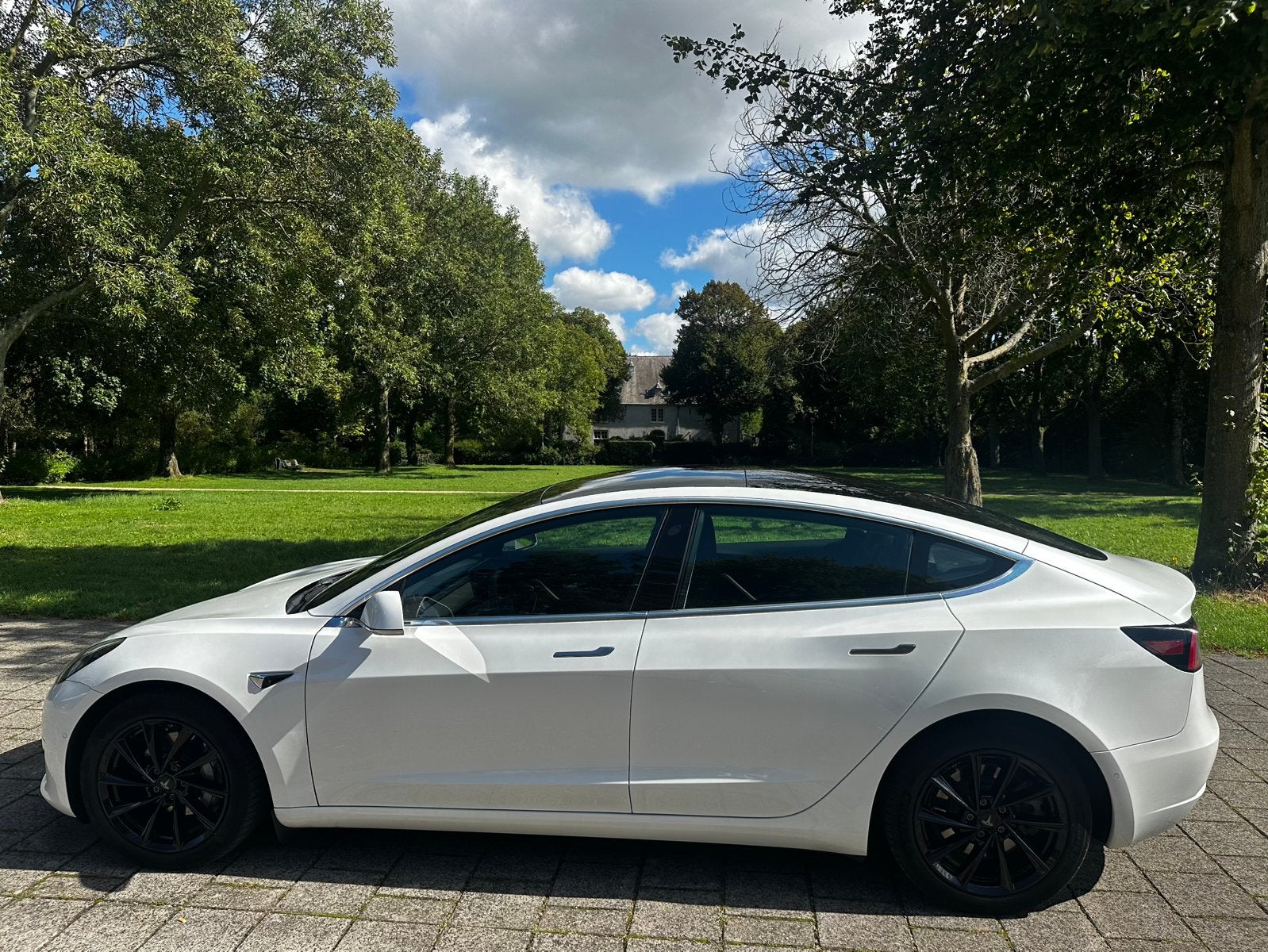 Tesla Model 3 Long Range AWD | 2020 | Parelmoerwit 87,2% SOH, Auto's, Tesla, Automaat, 1831 kg, Zwart, Wit