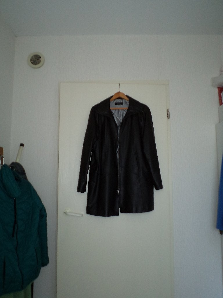 Bruine gevoerde leren damesjas maat 42 met rits 70 euro., Kleding | Dames, Jassen | Winter, Ophalen, Nieuw, Maat 38/40 (M), Bruin