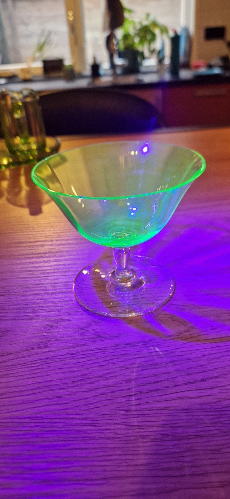 Vintage Uranium Glas Coupette - Glows onder UV-licht, Ophalen of Verzenden