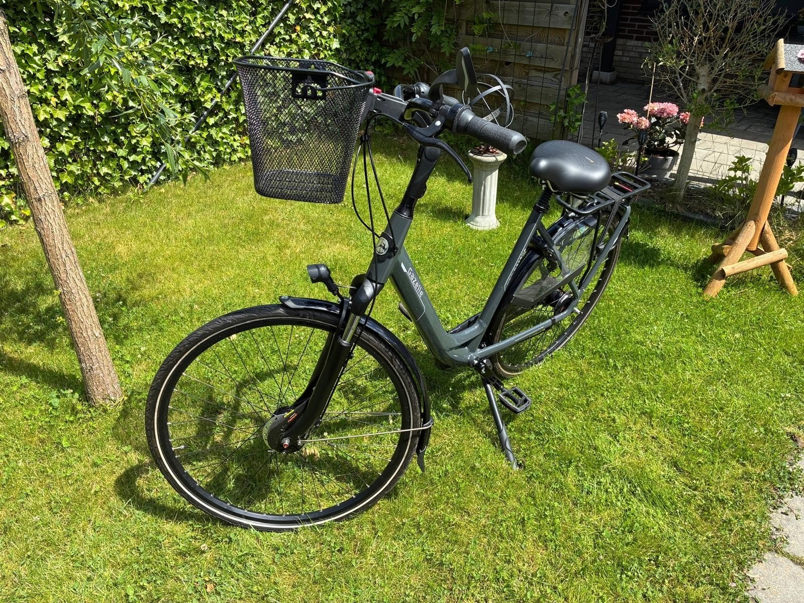 Gezelle dames fiets, Fietsen en Brommers, Ophalen of Verzenden, Zo goed als nieuw, Medium