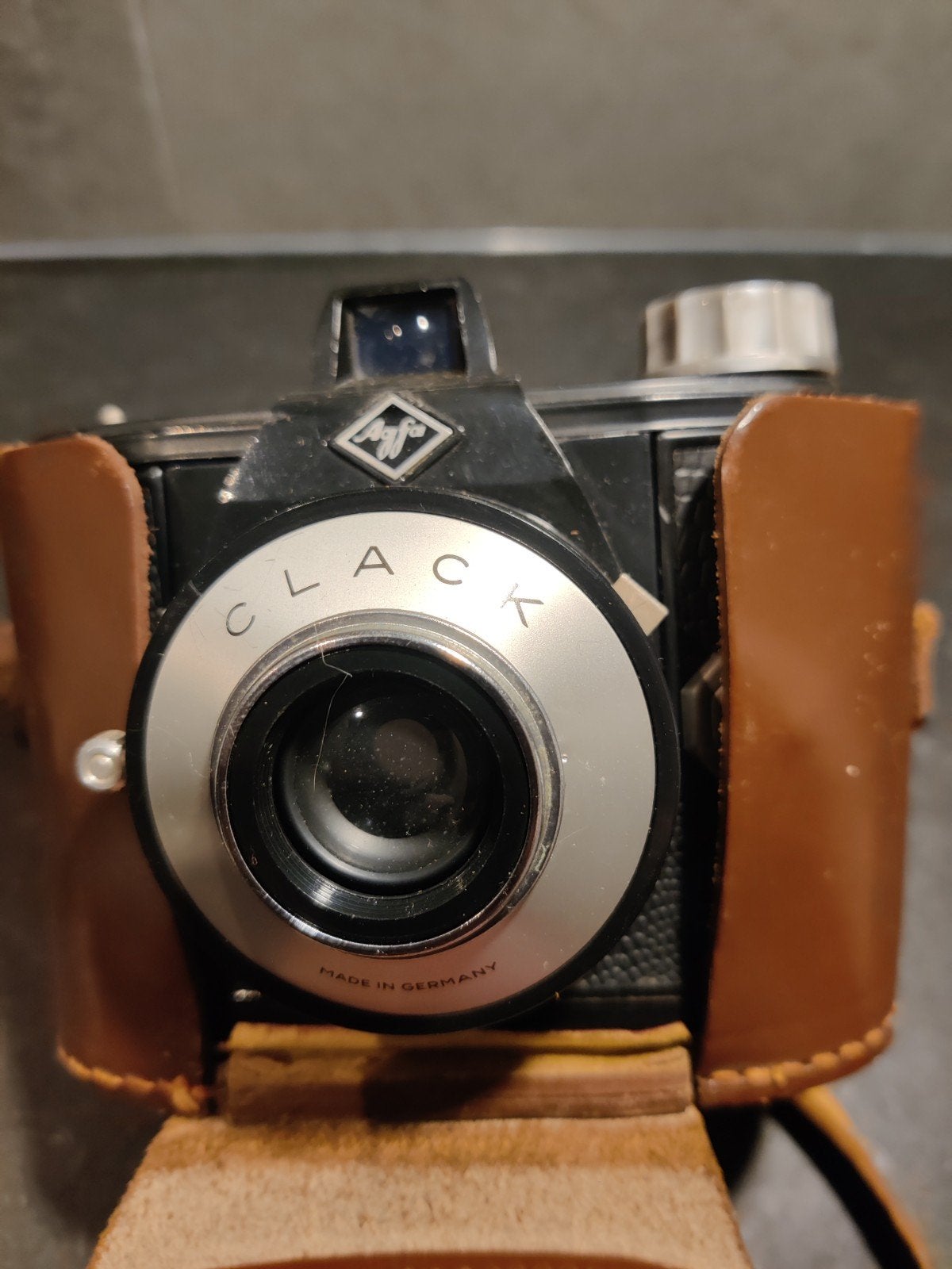 Vintage Agfa Clack camera met flitser en leren tas, Ophalen