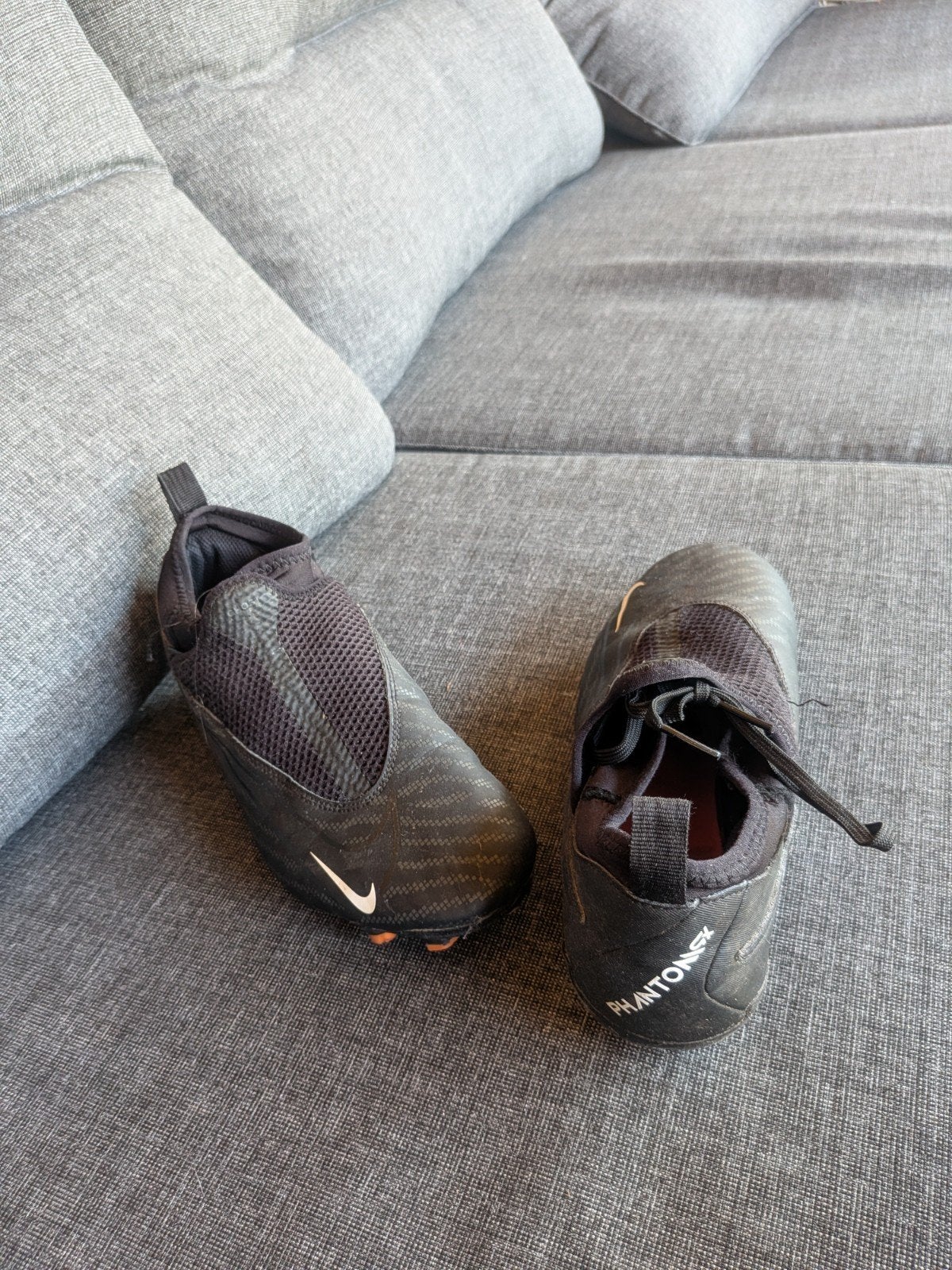 Nike Phantom voetbalschoenen - Maat 37,5, Sport en Fitness, Voetbal, Ophalen of Verzenden, Schoenen