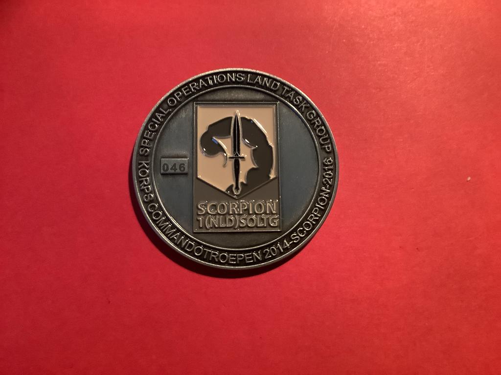 Coin van de Scorpion Minusma KCT, Verzamelen, Ophalen of Verzenden, Landmacht, Nederland, Embleem of Badge