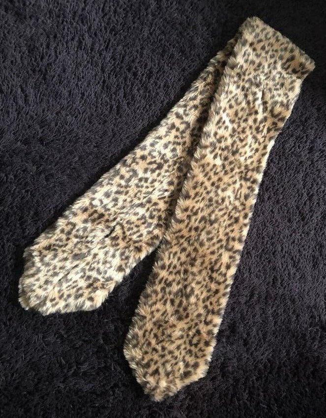 H&M Sjaal tijger / panter / luipaard velvet, nieuw, H&M, Ophalen of Verzenden, Nieuw, Sjaal