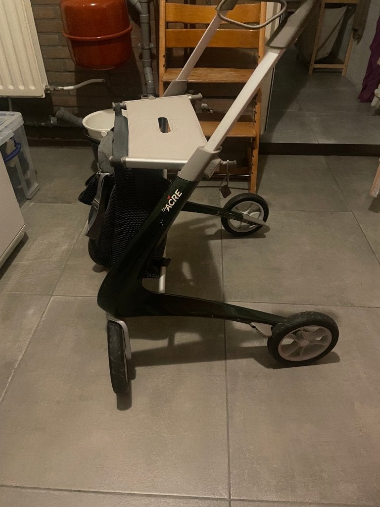 carbon ultralight rollator by acre ZGAN, Diversen, Ophalen of Verzenden, Lichtgewicht, Zo goed als nieuw