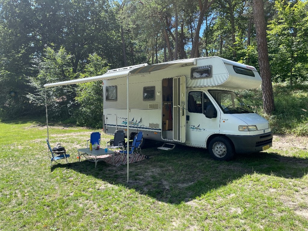 Dethleffs Esprit 5880 Fiat Ducato 2.8 TD | 5p familiecamper, Alkoof, Ringverwarming, Fiat, Particulier