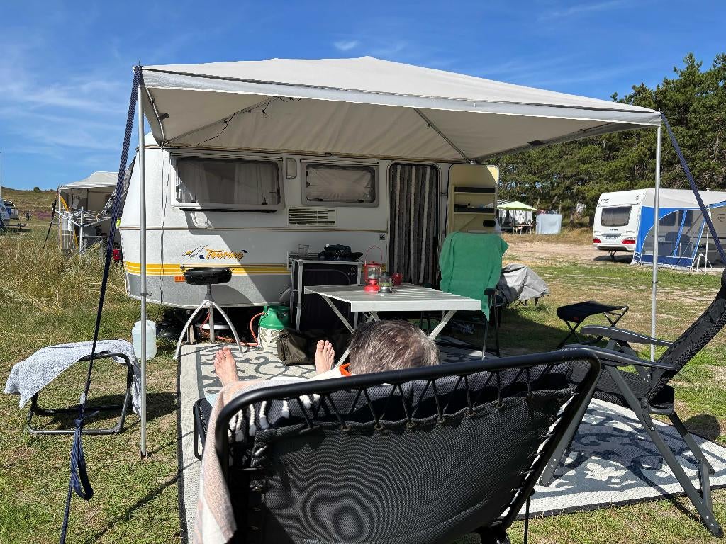 Eriba Touring 430 Triton (bj 2000), Luifel, Treinzit, Particulier, 4 tot 5 meter