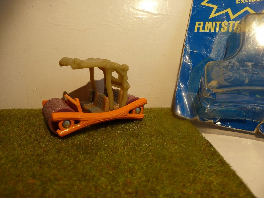 HOTWHEELS:   FLINTSTONES:  FLINTMOBILE in z'n verpakking, Ophalen of Verzenden, Zo goed als nieuw, Overige typen