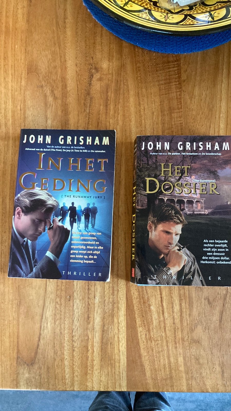 John Grisham  In het Geding en Het Dossier, Boeken, Ophalen of Verzenden, Zo goed als nieuw