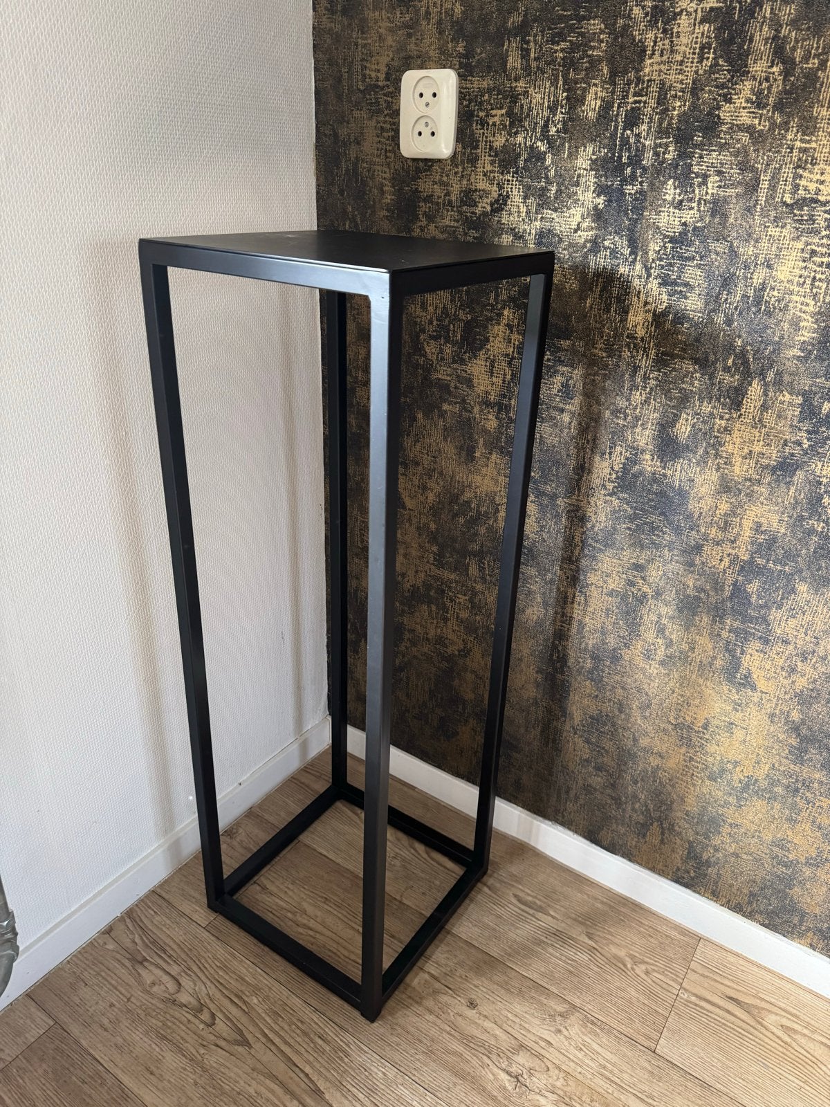 Zwarte metalen plantenstandaard - Squared Designs, Ophalen, Minder dan 55 cm, Gebruikt, Metaal of Aluminium