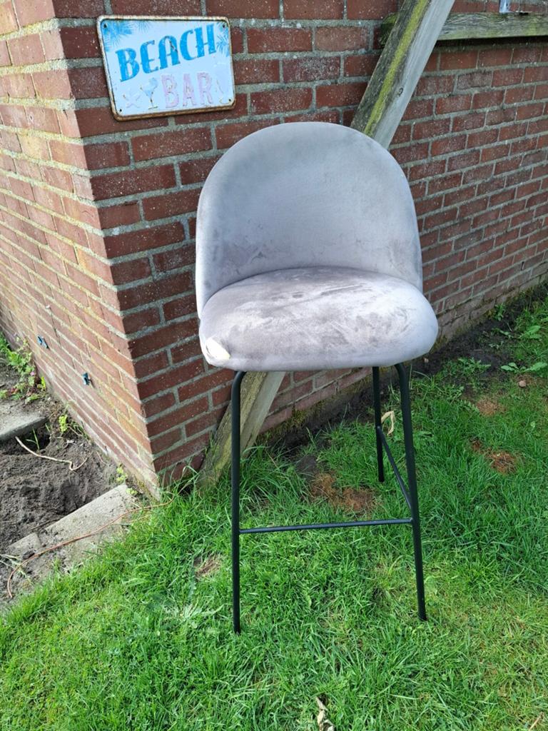 1 barkruk, Huis en Inrichting, Barkrukken, 1 kruk, Ophalen, 60 tot 90 cm