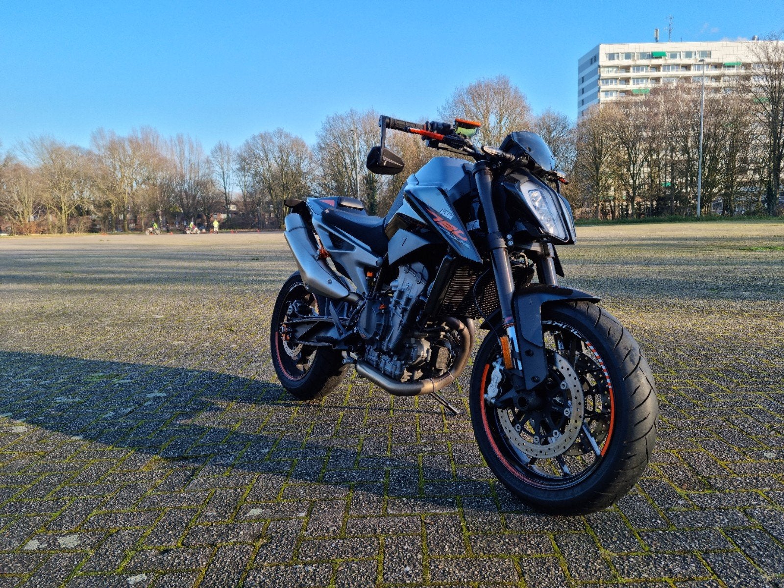 790 KTM Duke – 2020 – Powerparts - Alarm - Valbescherming, Motoren, 2 cilinders, Occasion, Motorrijbewijs A, Particulier