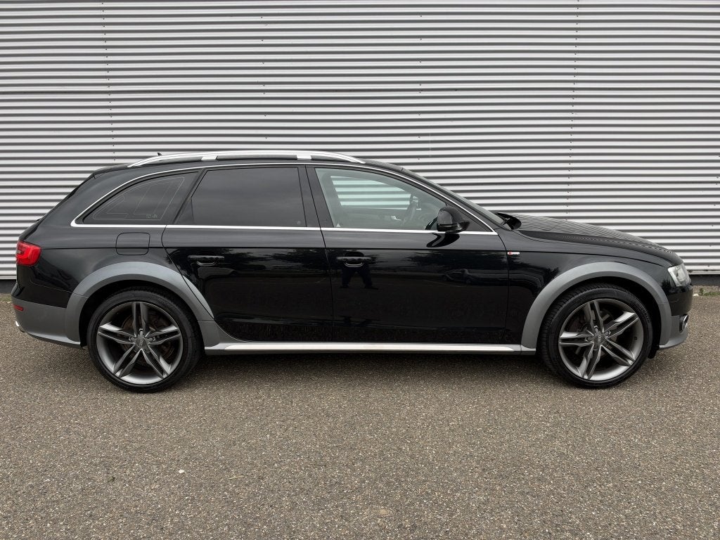 Audi A4 allroad quattro 2.0 TFSI NAP Automaat S-line Navi St, Auto's, Automaat, Euro 5, Gebruikt, 4 cilinders