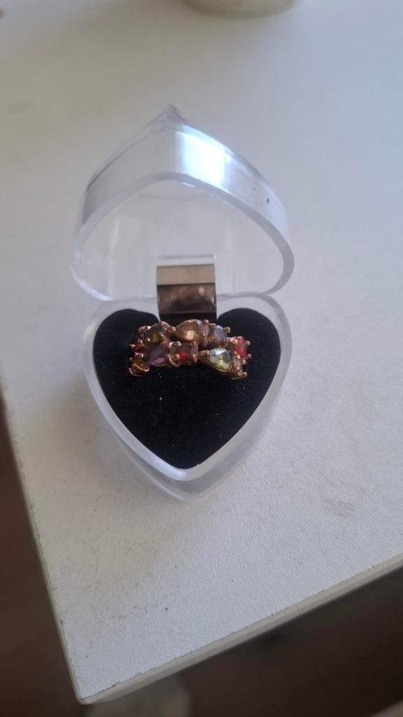 Gouden ring met gekleurde stenen, Sieraden, Tassen en Uiterlijk, Ringen, Ophalen of Verzenden