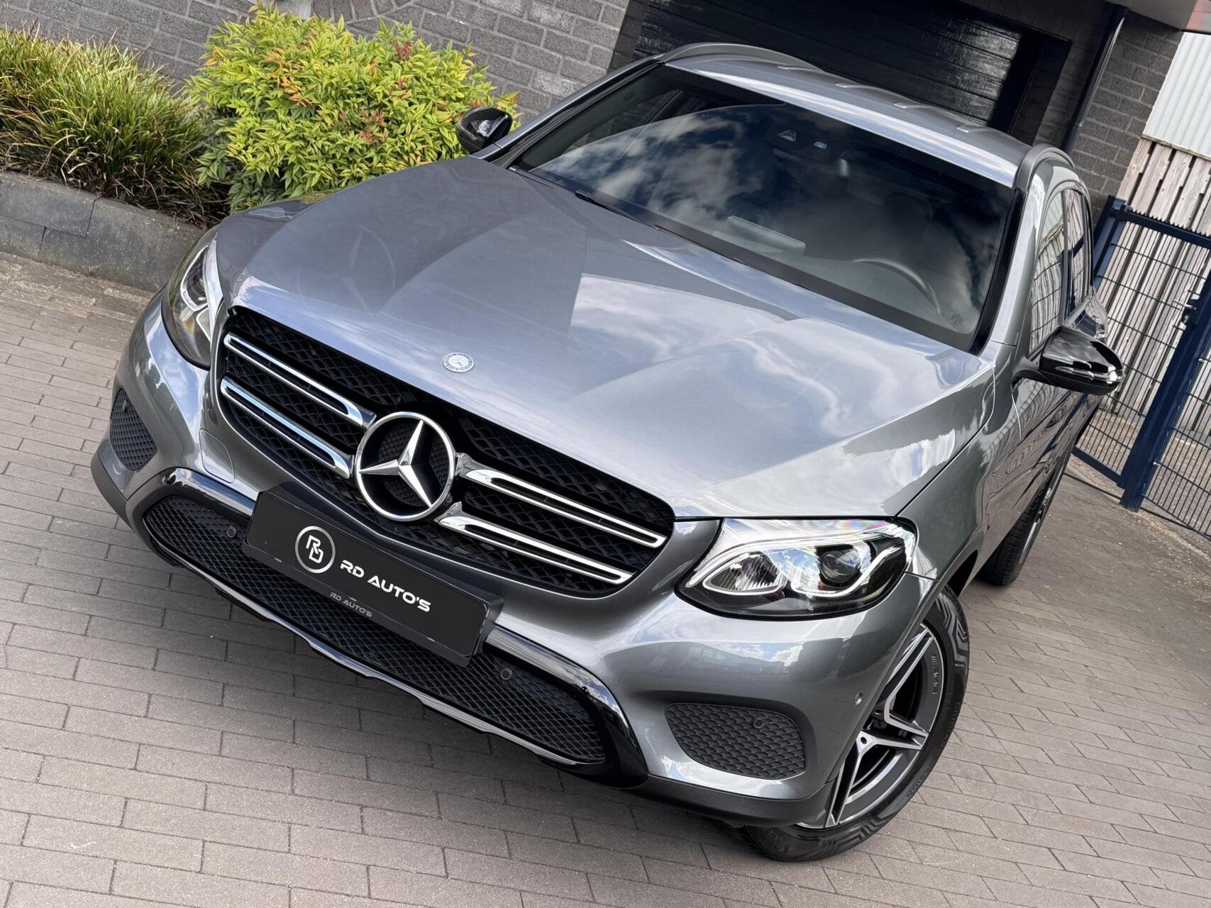 Mercedes GLC-klasse 250 4MATIC Burmester Trekhaak Camera Sfe, Automaat, 15 km/l, Gebruikt, 4 cilinders