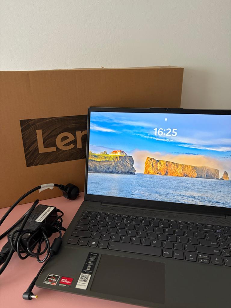 Lenovo IdeaPad 5 15ALC05 - Ryzen 5 / 16GB / 512GB SSD, Ophalen of Verzenden, Zo goed als nieuw, Toner